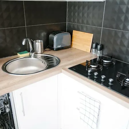 Apartment Concierge Polin *